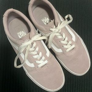 Women’s Vans suede size 9 sneakers lin a pinkish mauve color